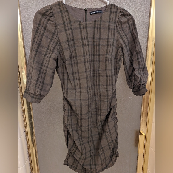 Zara Plaid Ruched Mini Dress Green Grey Sz Small - Picture 3 of 7